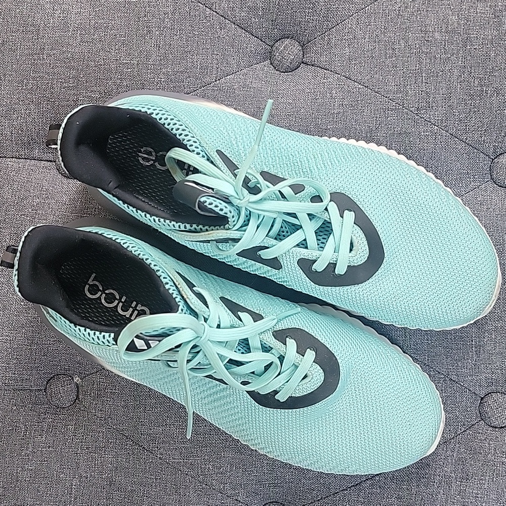Adidas 8 Turquoise Alphabounce